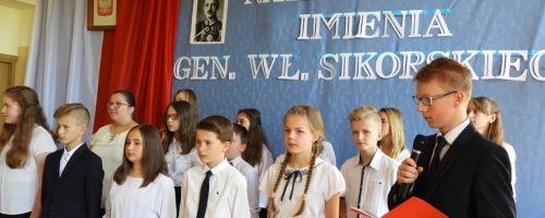 25-lecie nadania szkole imienia gen. Wł. Sikorskiego